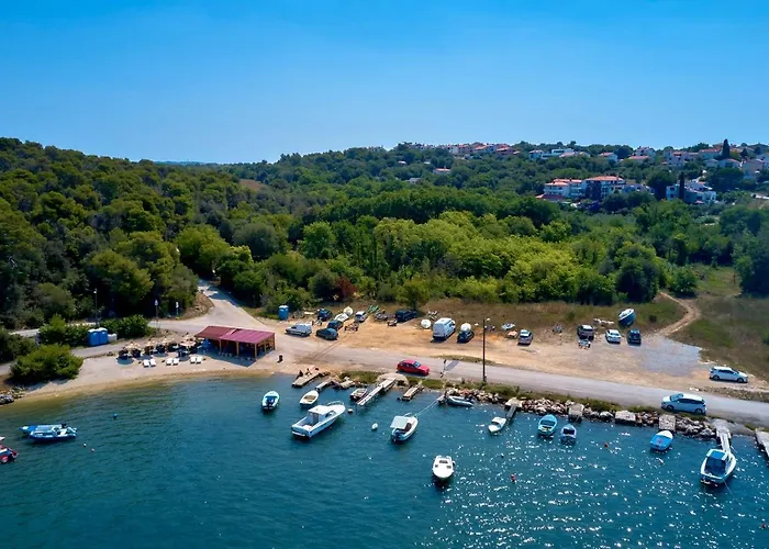 Dracice 1019 아파트 반졸레